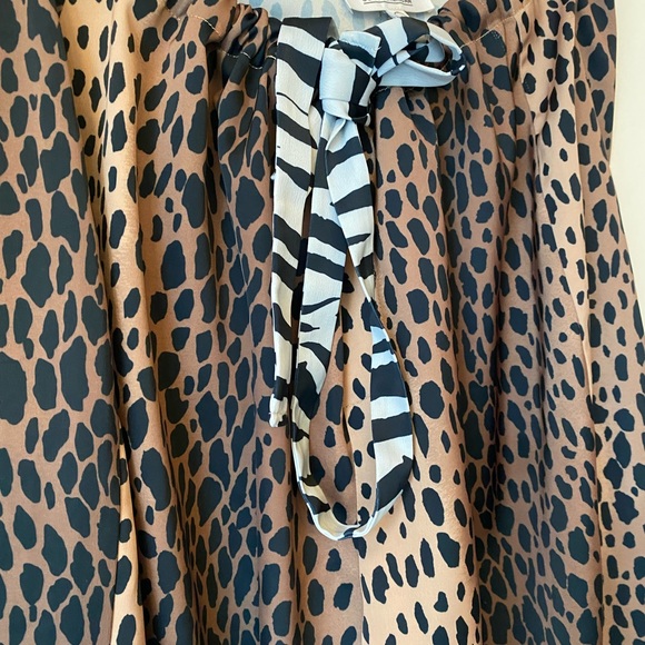 Good American The Satin Pjs Animal Print Set SZ:3 (Wmns Large) - Picture 11 of 13